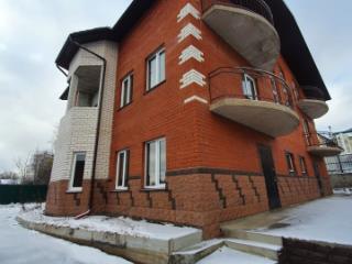 2-этажный дом, 489 м², 8 соток