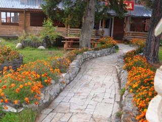 3-этажный дом, 258.5 м², 20 соток