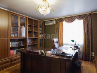 Квартира, 230 м², 5/5 этаж