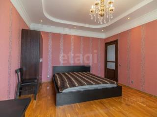 3-этажный дом, 495 м², 20 соток