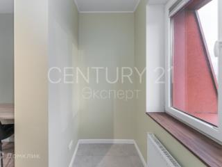 2-комн. квартира, 65 м², 8/9 этаж
