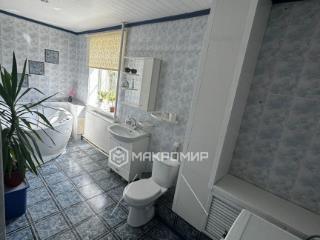  дом, 280 м², 18.3 соток