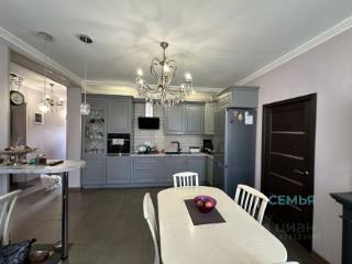 2-этажный дом, 200 м², 4 сотки