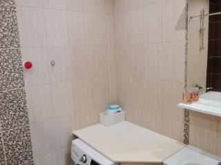 2-комн. квартира, 72 м², 11/17 этаж
