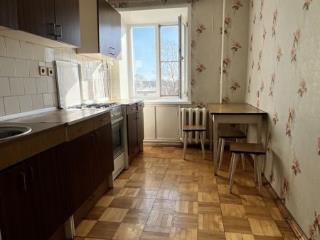 2-комн. квартира, 50 м², 3/5 этаж