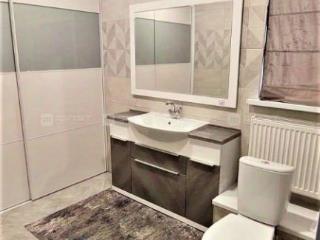 2-этажный дом, 189 м², 5.6 соток