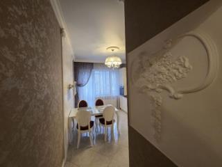 2-комн. квартира, 73.4 м², 3/10 этаж