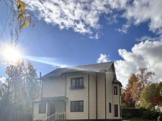  дом, 140 м², 7.5 соток