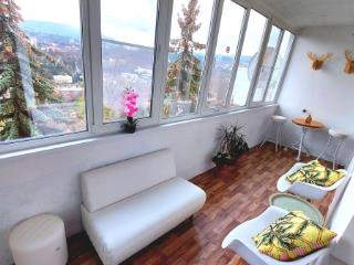 2-комн. квартира, 55 м², 5/5 этаж