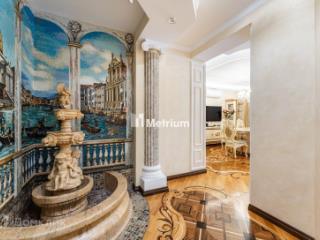 4-комн. квартира, 220 м², 4/6 этаж