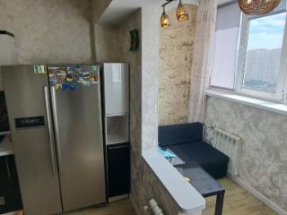2-комн. квартира, 72 м², 11/17 этаж