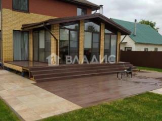  дом, 160 м², 6.7 соток