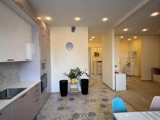 2-комн. квартира, 74.7 м², 14/35 этаж