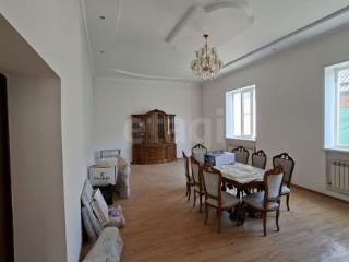  дом, 385 м², 9 соток