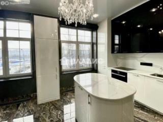 3-комн. квартира, 106 м², 3/4 этаж
