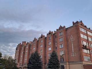3-комн. квартира, 80.8 м², 2/6 этаж