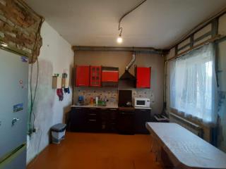 3-комн. квартира, 104 м², 1/2 этаж