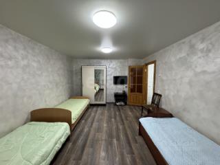 2-комн. квартира, 46 м², 1/8 этаж