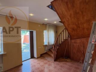 3-этажный дом, 333 м², 7 соток