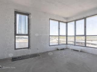 4-комн. квартира, 157 м², 6/8 этаж
