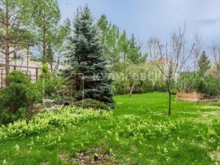 2-этажный дом, 800 м², 14 соток