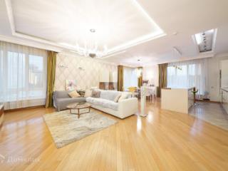 5-комн. квартира, 215.9 м², 3/19 этаж
