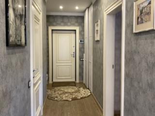 3-комн. квартира, 110 м², 3/18 этаж