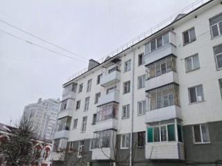 Комната, 85 м², 5-комн.
