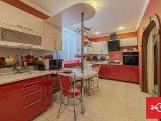 2-этажный коттедж, 207 м², 18.6 соток