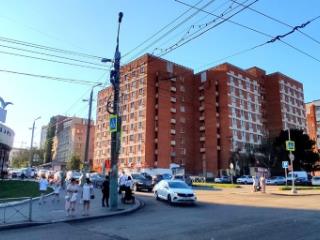 Комната, 180 м²