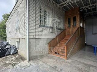 1-этажный дом, 270 м², 17 соток