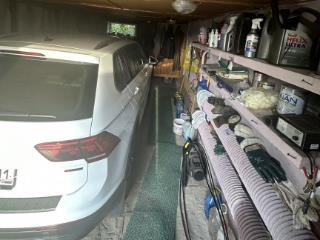  дом, 180 м², 17 соток