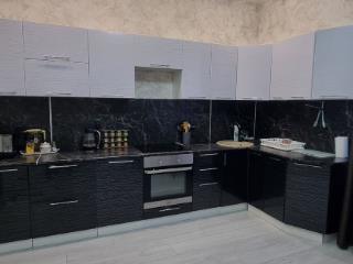  дом, 190 м², 15 соток