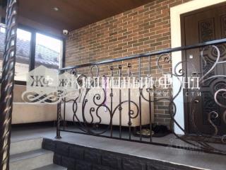 3-этажный дом, 250 м², 4.4 сотки