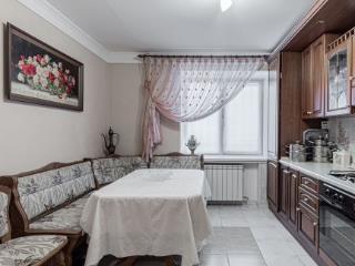 5-комн. квартира, 180 м², 1/8 этаж