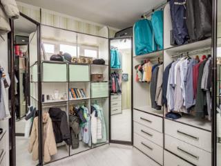 3-этажный коттедж, 394 м², 0.09 соток