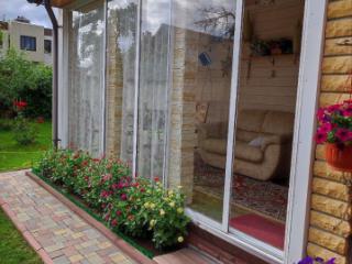 3-этажный дом, 253 м², 4.3 сотки