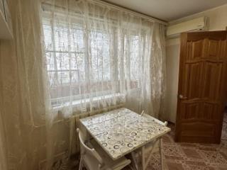 2-комн. квартира, 43 м², 2/5 этаж