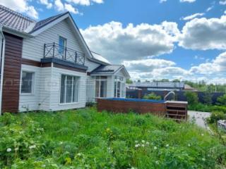 2-этажный дом, 189 м², 5.6 соток