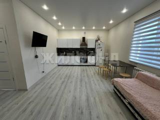  дом, 92 м², 4.5 сотки