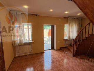 3-этажный дом, 333 м², 7 соток