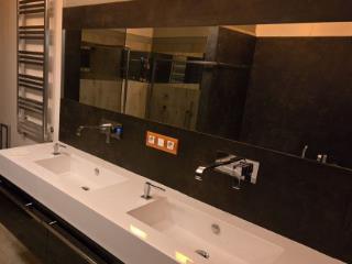 3-комн. квартира, 165 м², 1/3 этаж