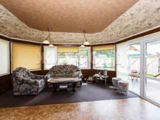  дом, 340 м², 7.6 соток