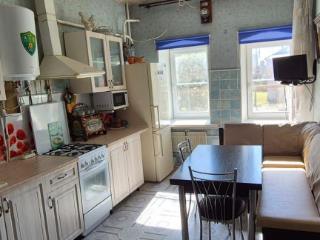 3-комн. квартира, 110 м², 1/2 этаж