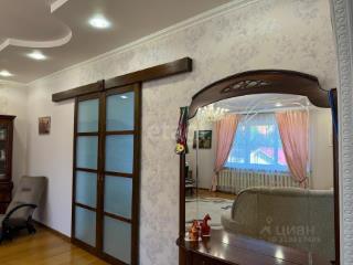 3-этажный дом, 222.9 м², 8.2 соток