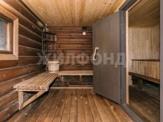  дом, 172 м², 21 сотка