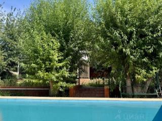 4-этажный дом, 365.5 м², 14.8 соток