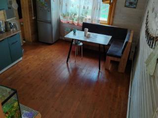  дом, 102.1 м², 9.8 соток