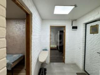 2-комн. квартира, 46 м², 1/8 этаж