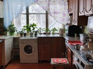 Комната, 100 м²